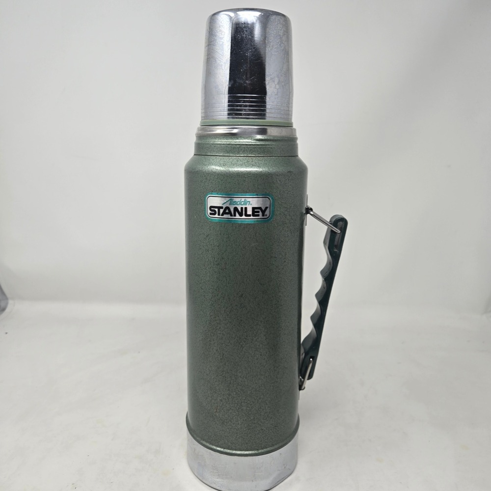 Vintage Aladdin Stanley Thermos A-944DH Hammertone Green 1 Quart‎ Vacuum Bottle